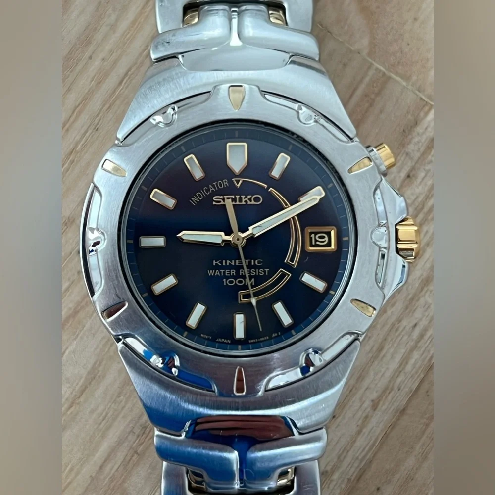 Seiko Kinetic Blue Dial Automatic Rare Men’s Watch Two-Tone Bracelet Date Window
